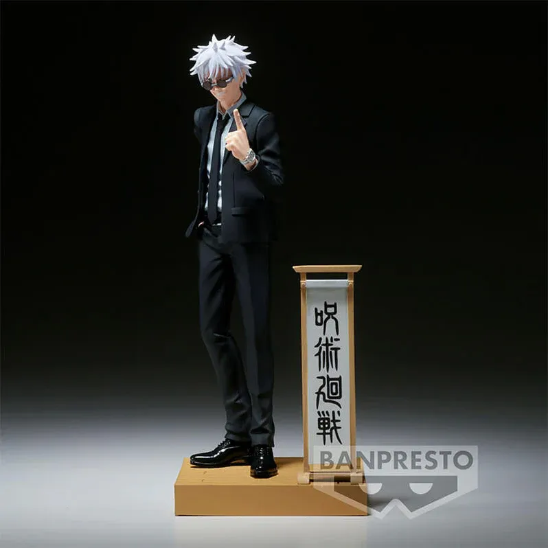 Аніме фігурка Сатору Годжо (Satoru Gojo) — Магічна битва (Jujutsu Kaisen), Suit Ver., Diorama, 15 см 2
