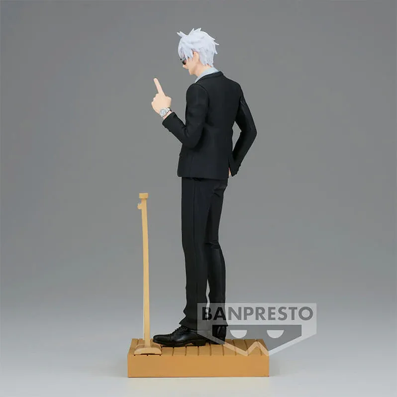 Аніме фігурка Сатору Годжо (Satoru Gojo) — Магічна битва (Jujutsu Kaisen), Suit Ver., Diorama, 15 см 5